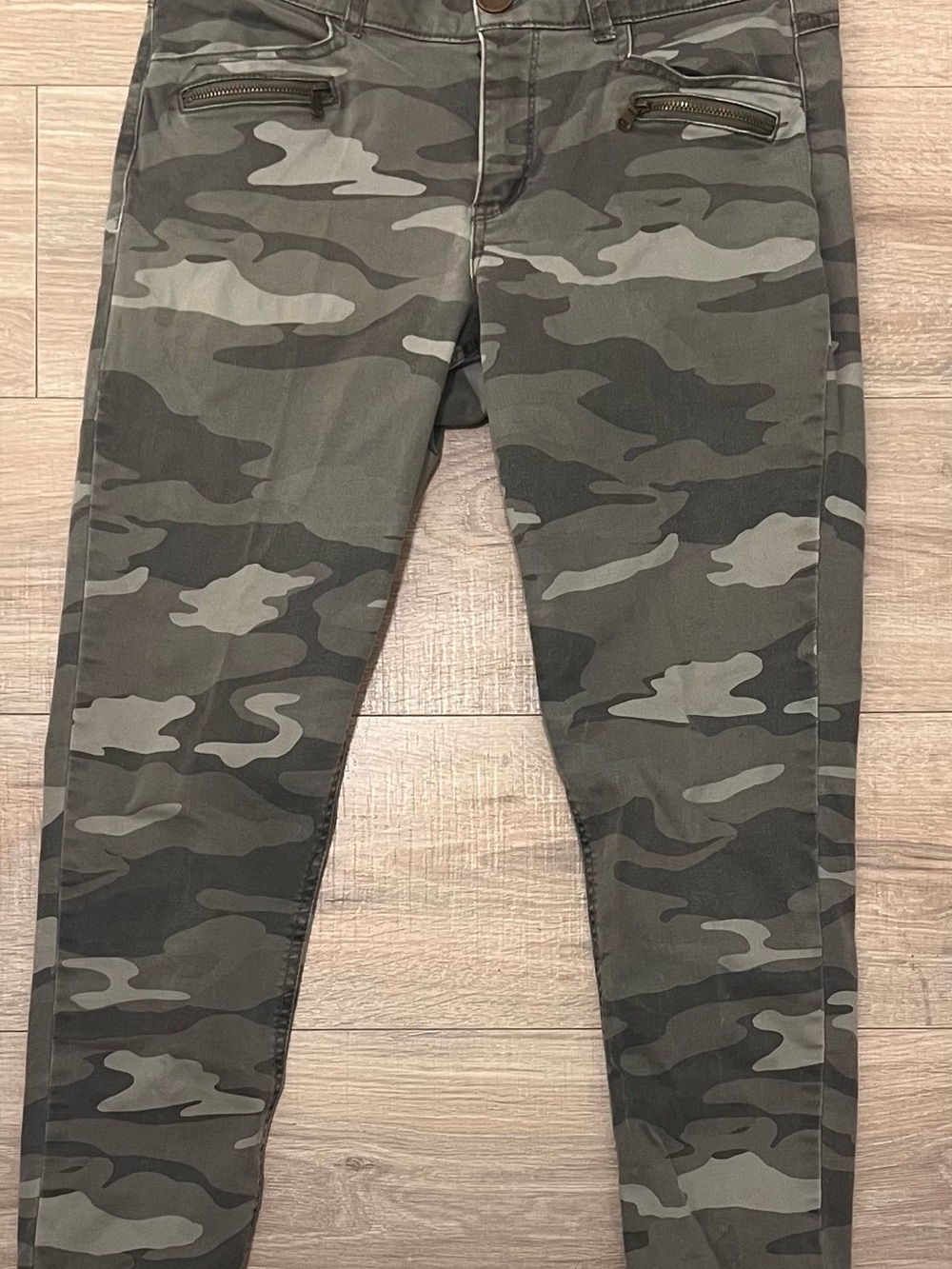 Democracy Gray Camo Ankle Skinny Jeans